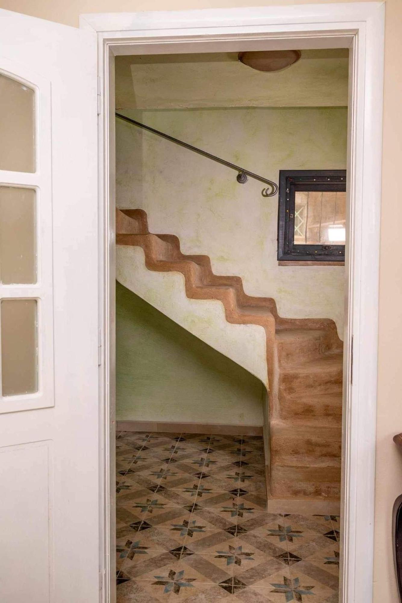 Apartment Eternia Katakalion